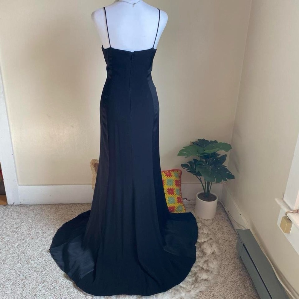 Nicole Miller sleek black formal gown - Picture 8 of 8